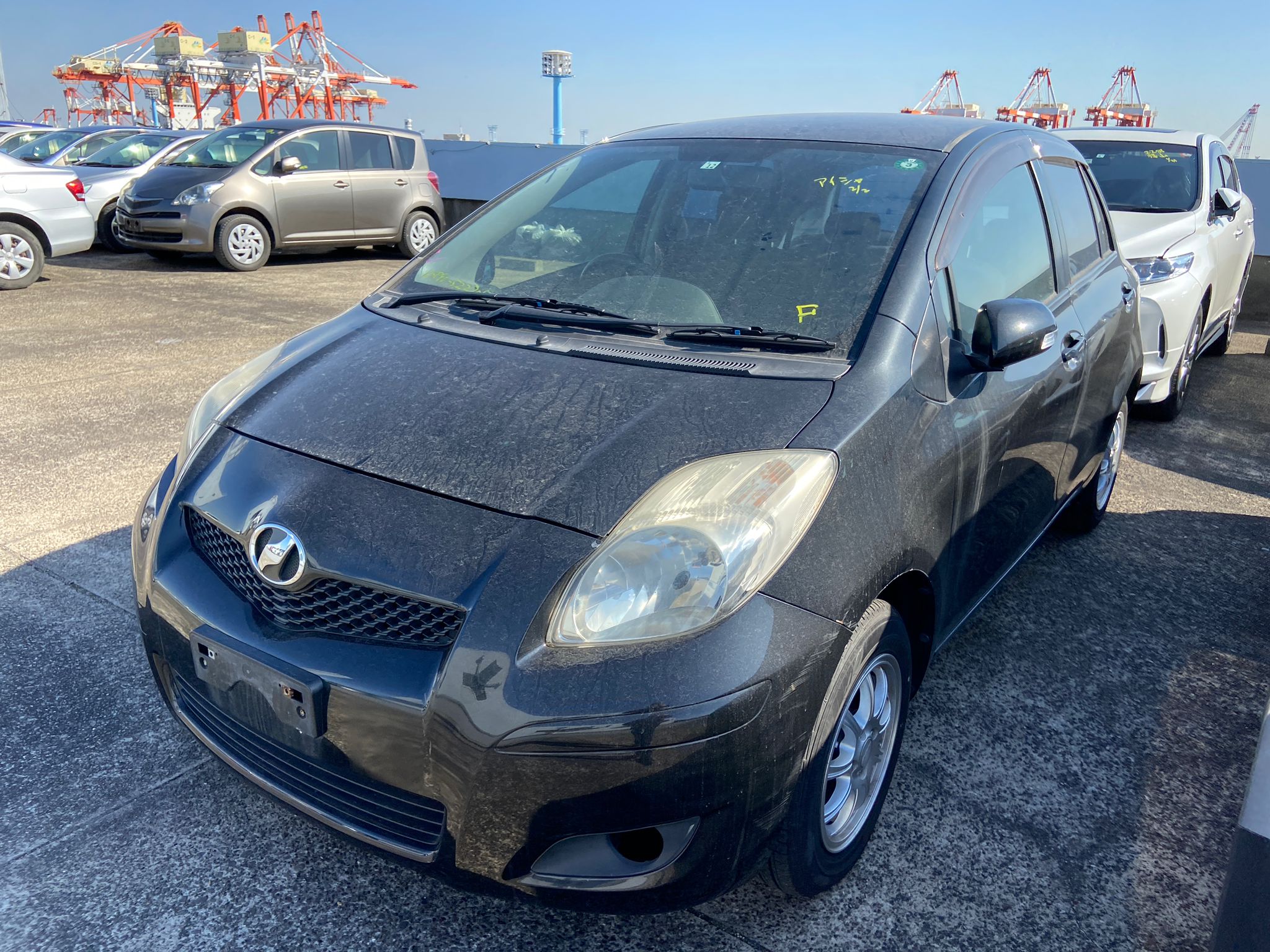 2010 Toyota Vitz 